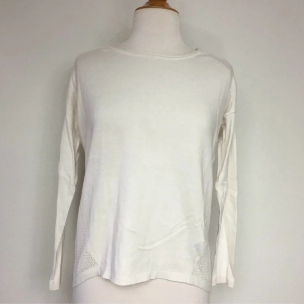 3/$25 Banana Republic Women Cream Perforated Back Knit Sweater Size Small Preppy